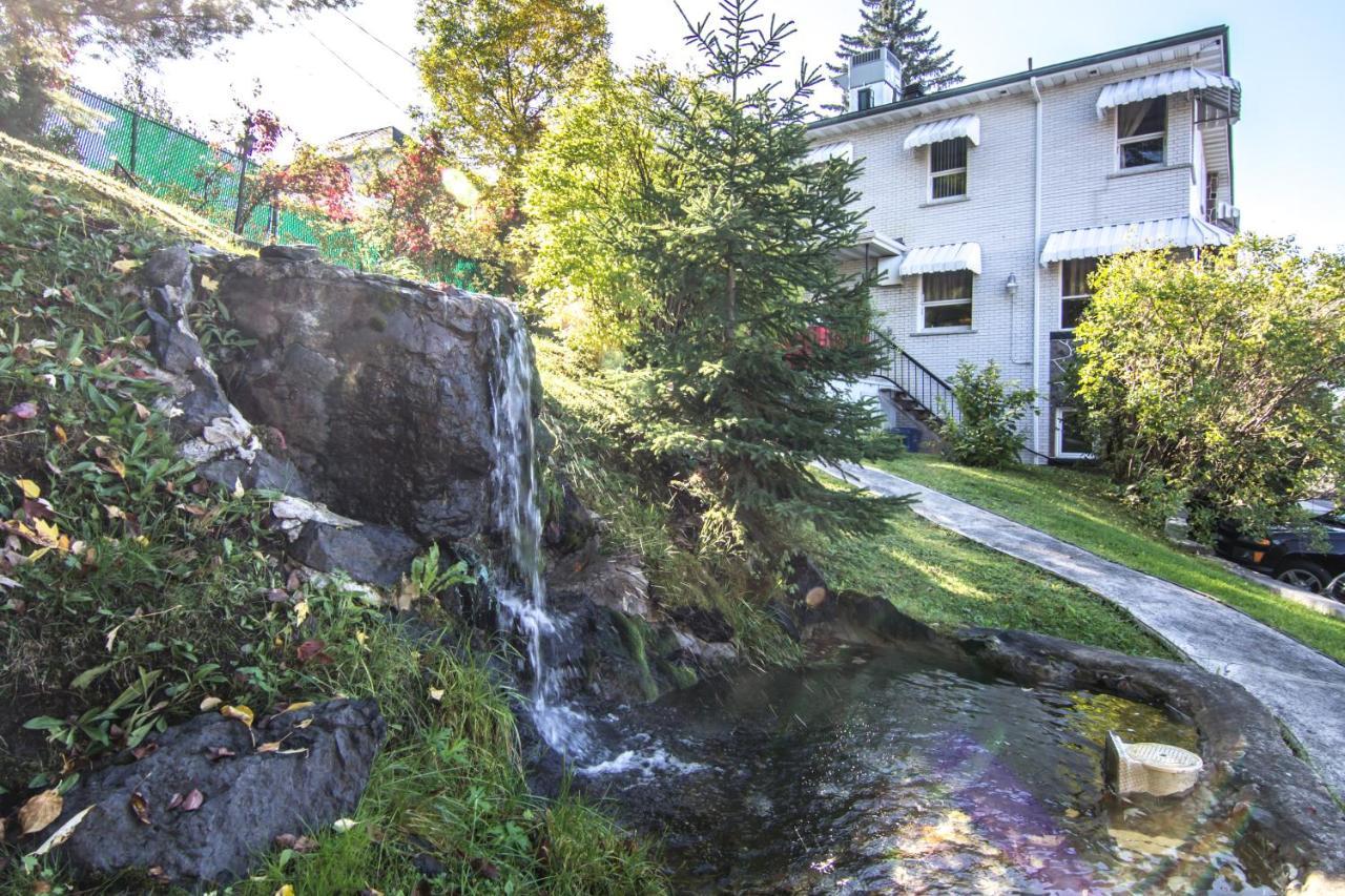 Gite Au P'Tit Manoir B&B Chicoutimi エクステリア 写真