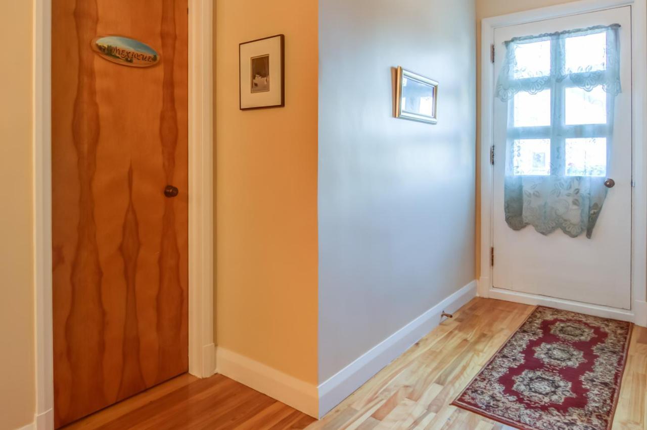 Gite Au P'Tit Manoir B&B Chicoutimi エクステリア 写真